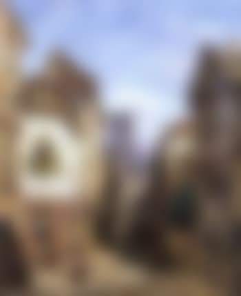 Rue animee dans la ville de Laon (preview)